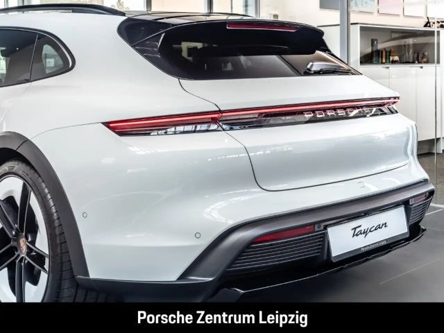 Porsche Taycan 4 Cross Turismo
