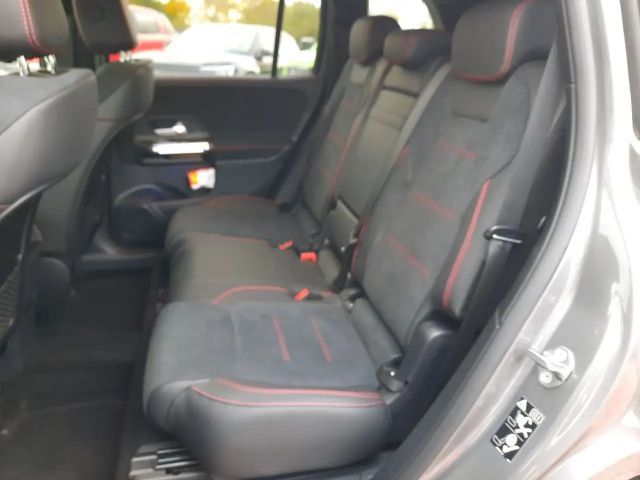 Mercedes-Benz GLB 200 AMG Line