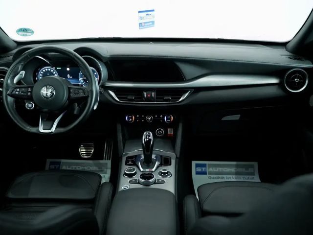 Alfa Romeo Stelvio Q4 Turbo Veloce