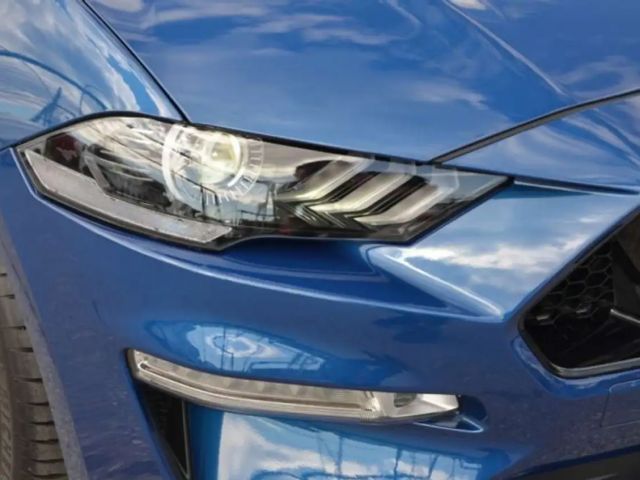 Ford Mustang Convertible GT 5.0 V8