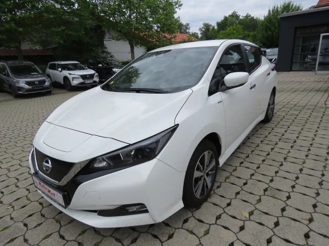 Nissan Leaf 40 kWh Acenta