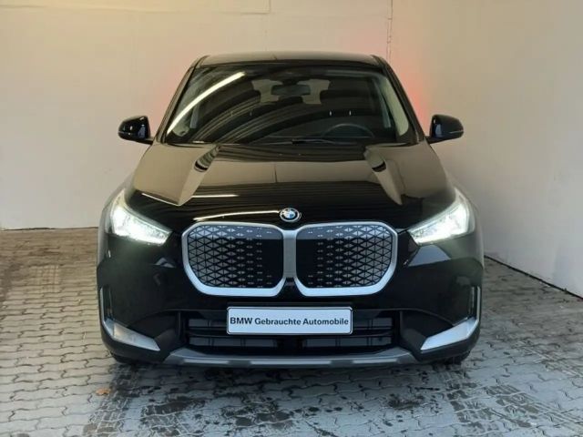 BMW iX1 xDrive30