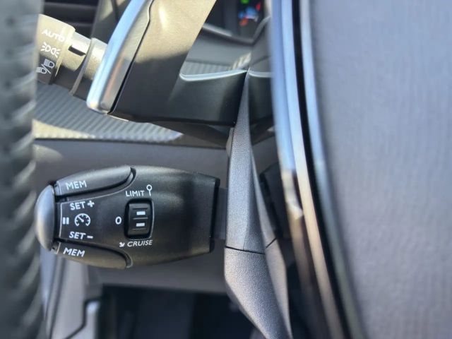 Peugeot E-208 Allure Pack