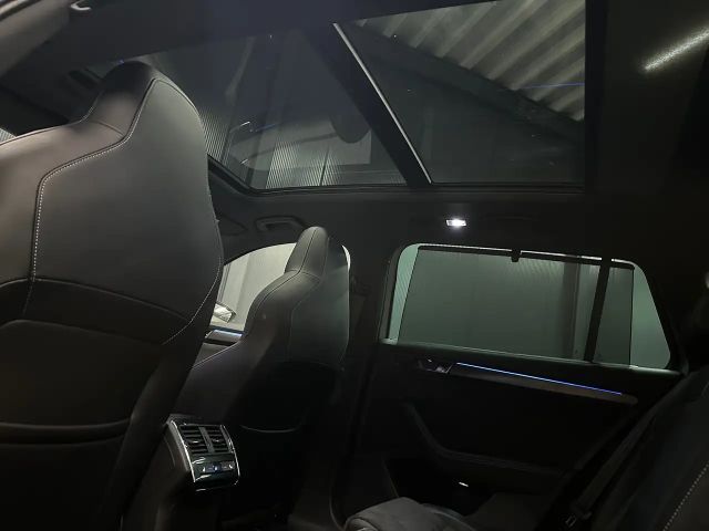 Skoda Superb 4x4 Combi Sportline