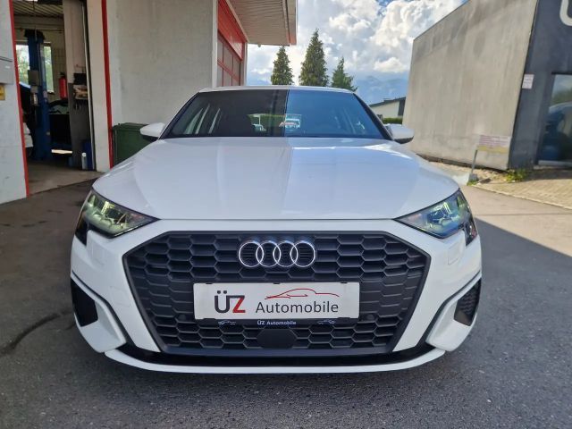 Audi A3 30 TFSI Sedan