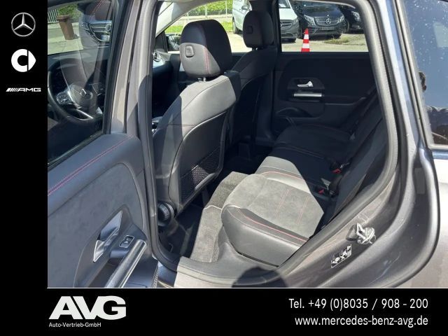 Mercedes-Benz B 200 AMG Line