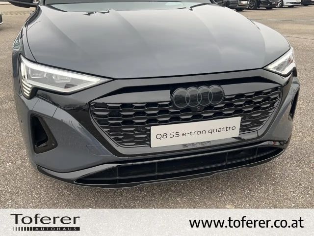 Audi Q8 e-tron 55 Business Quattro