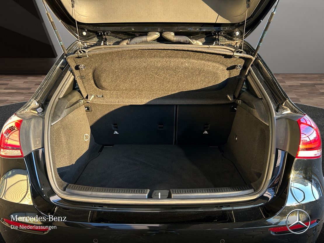 Mercedes-Benz A 180 A 180 d