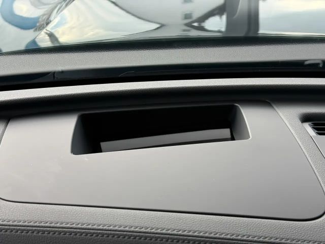 Volkswagen Tiguan 2.0 TSI DSG R-Line Style