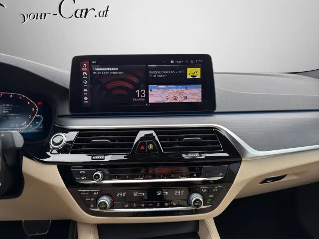 BMW 545 545e M-Sport Sedan xDrive