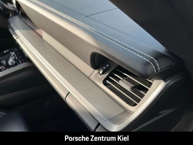 Porsche 992 4S Carrera Coupé