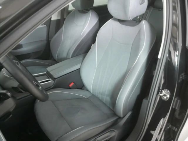 Volkswagen Passat 1.5 eTSI Business DSG