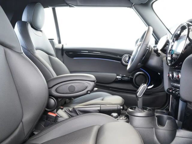 MINI Cooper S Cabrio John Cooper Works Trim