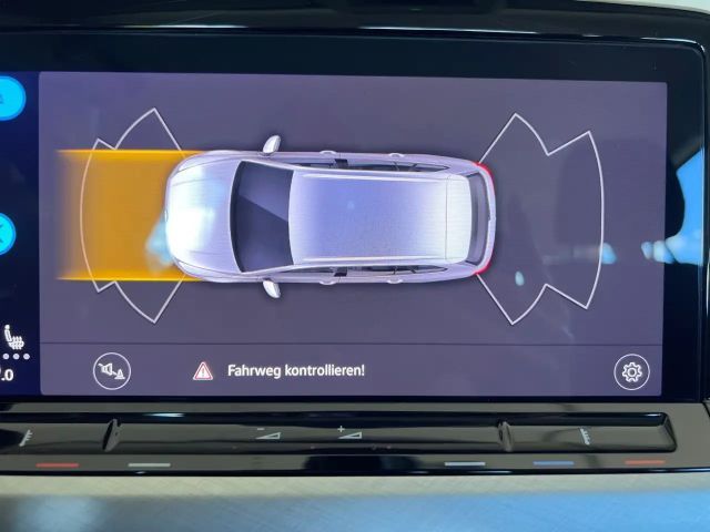 Volkswagen Golf 2.0 TDI Golf VIII Life Variant