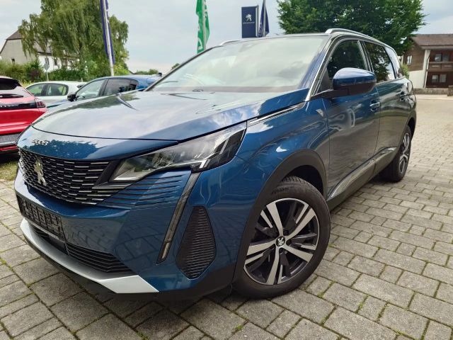 Peugeot 5008 EAT8