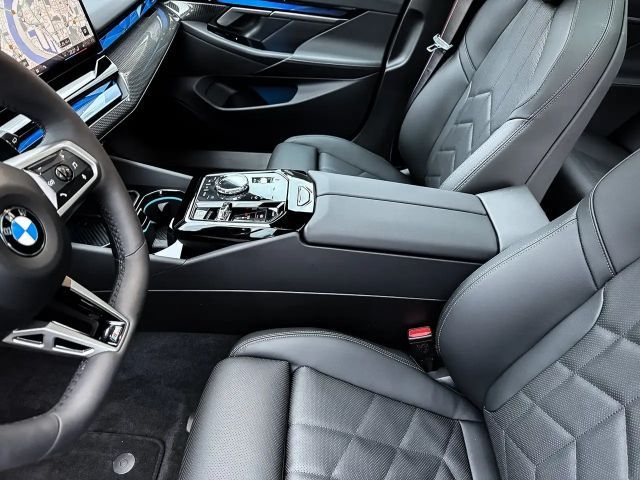 BMW 520 520d M-Sport Touring xDrive