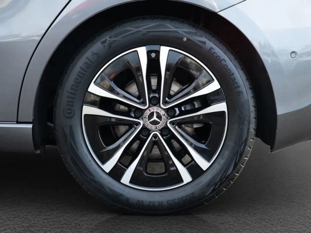 Mercedes-Benz A 180 Hatchback Progressive