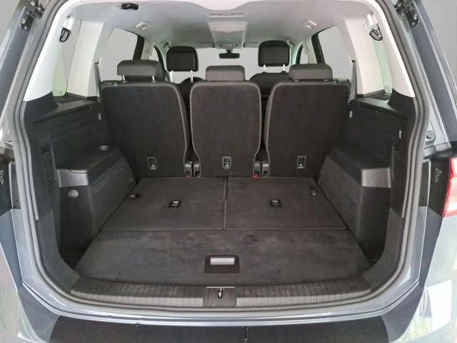 Volkswagen Touran DSG Highline