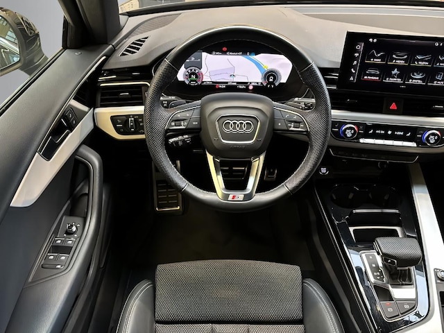 Audi A4 40 TFSI Avant Quattro S-Line S-Tronic