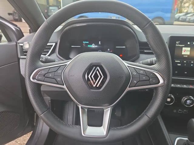Renault Clio E-Tech Hybrid Techno