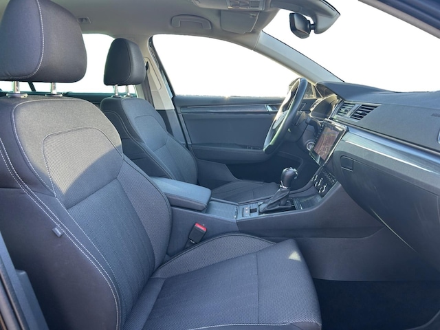 Skoda Superb 2.0 TDI Combi Style Style