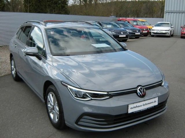 Volkswagen Golf DSG Golf VIII Life Variant