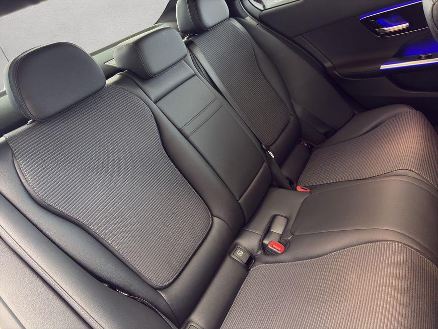 Mercedes-Benz C 200 AVANTGARDE Premium Sedan