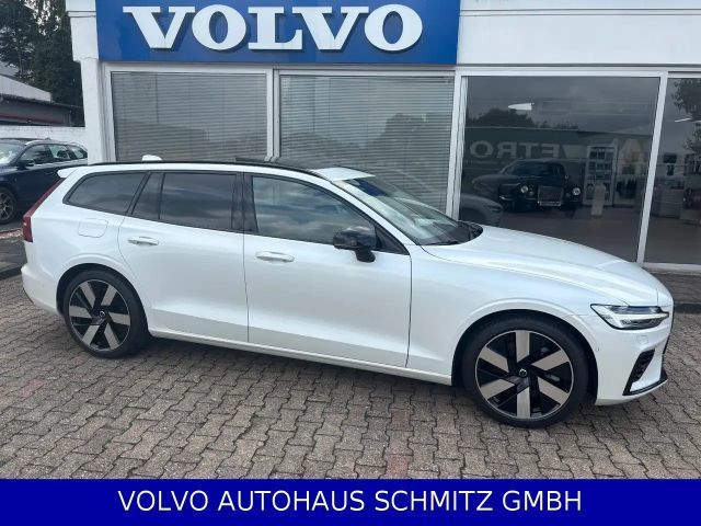 Volvo V60 AWD Dark T6 Ultra