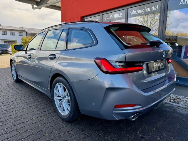 BMW 320 320d Touring xDrive