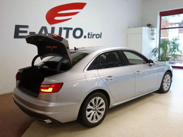 Audi A4 40 TDI Quattro S-Tronic Sedan