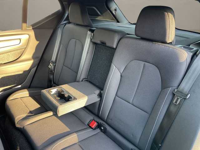 Volvo XC40 Core Recharge