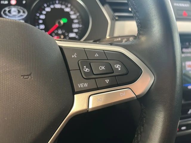 Volkswagen Passat 1.5 TSI Business DSG Variant