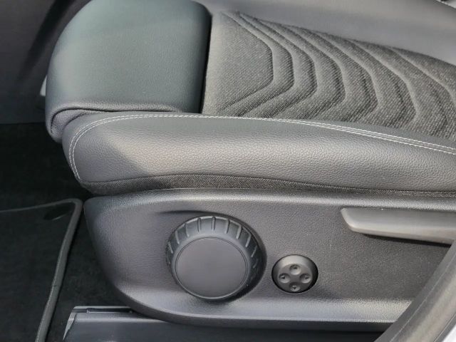 Mercedes-Benz B 220 4MATIC Progressive