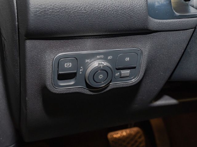 Mercedes-Benz GLB 200 GLB 200 d