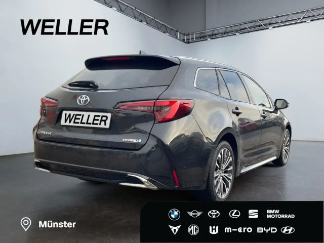 Toyota Corolla Hybride Team D