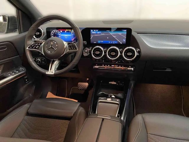 Mercedes-Benz B 200 Progressive