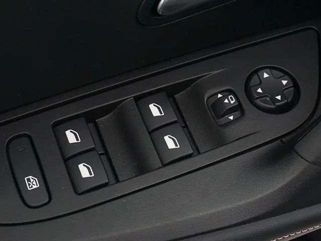 Peugeot 2008 Allure Pack PureTech