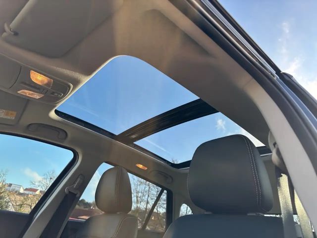 Suzuki S-Cross AllGrip Hybrid