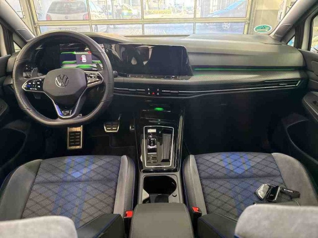 Volkswagen Golf 2.0 TSI