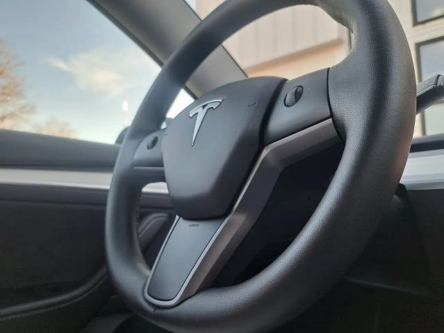 Tesla Model 3 AWD Long Range