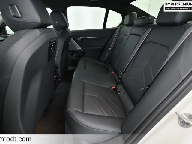 BMW 520 520d M-Sport Sedan xDrive