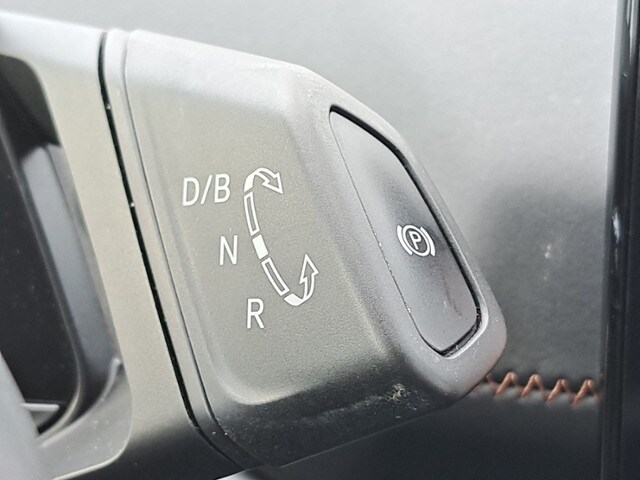 Cupra Born Born NAV KAM ACC 19' GJ-REIF 4xKAM LED PDC SHZ