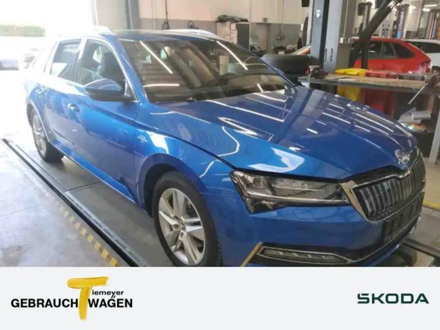 Skoda Superb Combi iV