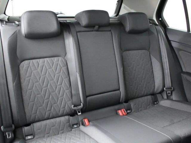 Volkswagen Golf Rabbit TSI