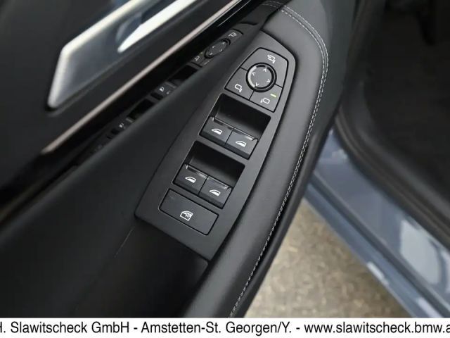 BMW 218 218d Active Tourer Sedan