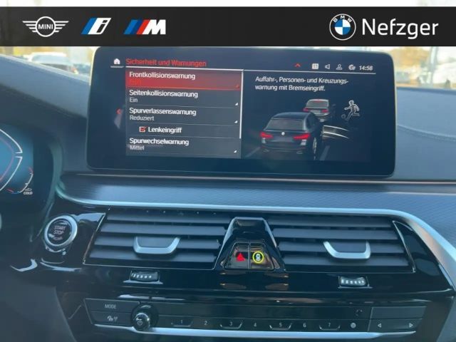 BMW 540 540d M-Sport Touring xDrive