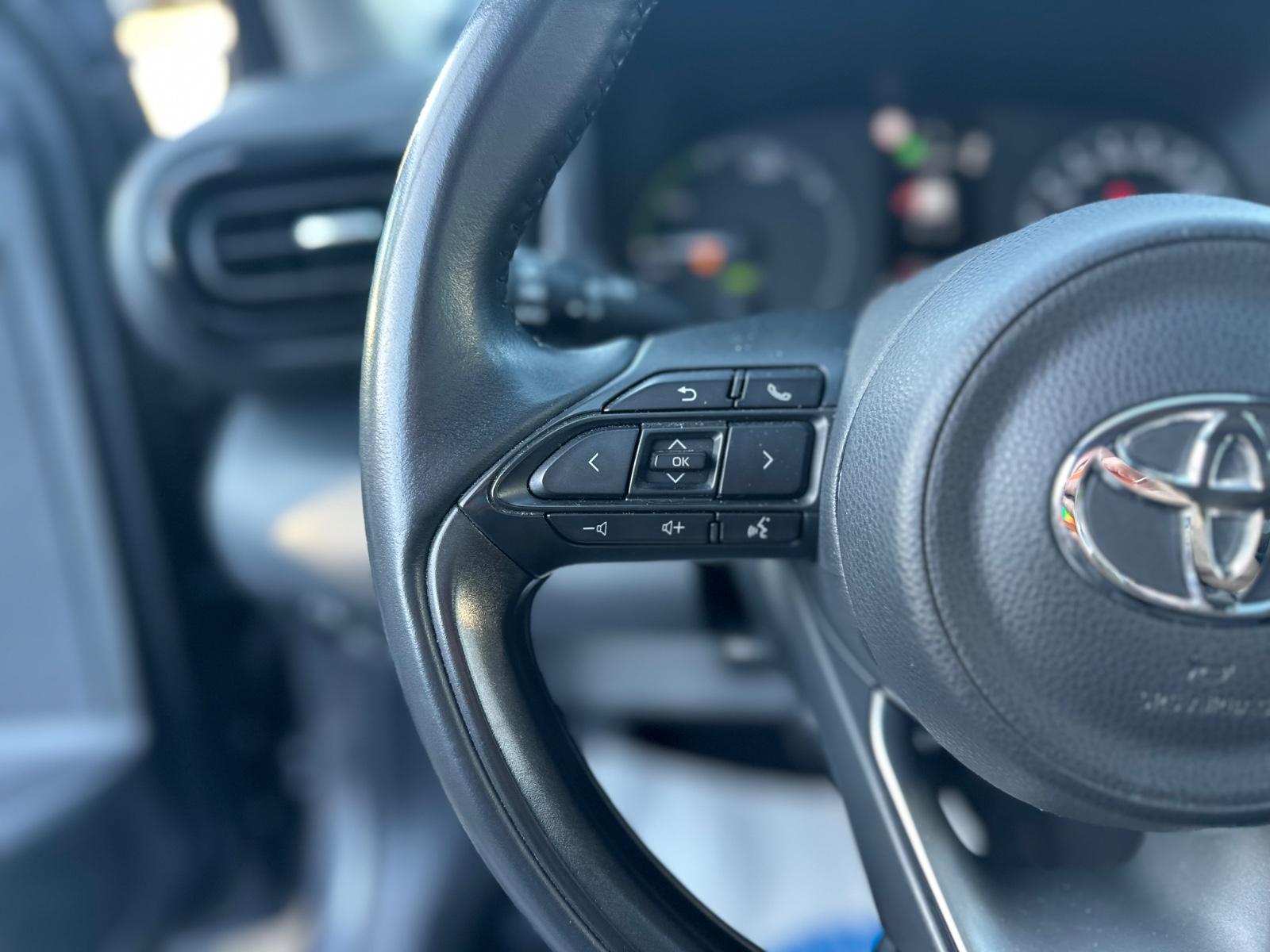 Toyota Yaris Business Hybride