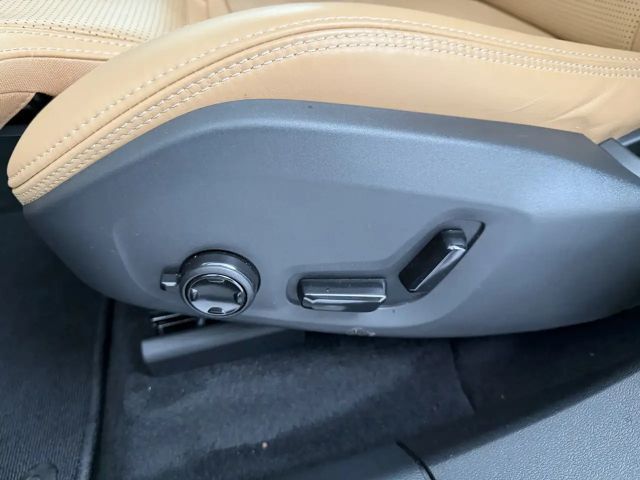 Volvo XC60 AWD Dark Plus Recharge T6