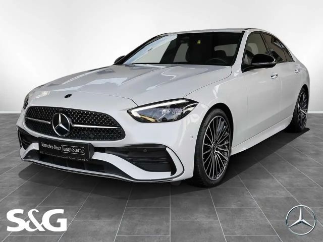 Mercedes-Benz C 200 AMG Line Sedan