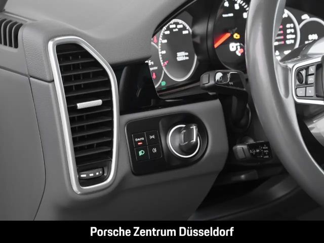 Porsche Cayenne Platinum Edition S